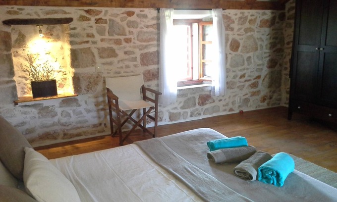 Pitve Villa | ¡El verano ya está haciendo señas! ¡Reserve ahora para relajarse en el encantador Pitve junto al mar!