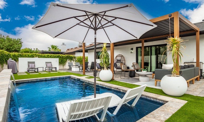 Scottsdale Casa | Summer Oasis Near Old Town | Dog Friendly w/ Dreamy Backyard!