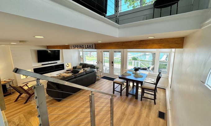 Spring Lake Casa | Summer on Spring Lake Waterfront! Boat Dock, 180 Degree Views! 4 Bedroom/2 Bath