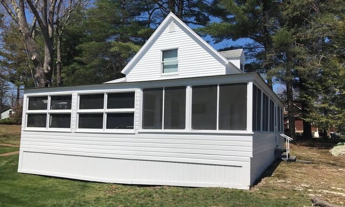 Auburn Cabaña | Retiro de verano en Taylor Pond