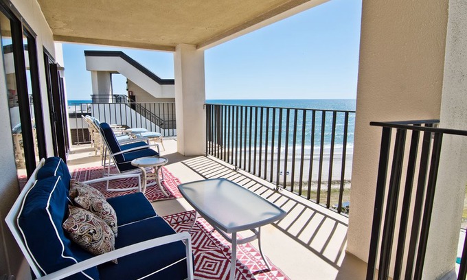Indian Beach Apartamento | Summer Winds 601: 3 BR / 2 BA condo in Indian Beach, Sleeps 6
