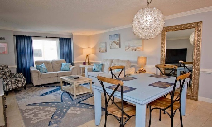 Indian Beach Condominio | Summer Winds C-228, Oceanfront Condo in Indian Beach, NC!