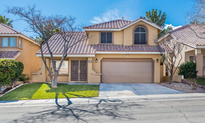 Summerlin Casa | SUMMERLIN BEAUTY-Pool, cerca de Pkwy, Red Rock Hotel & Shopping.* Fm: $ 150 p / t-30nts *