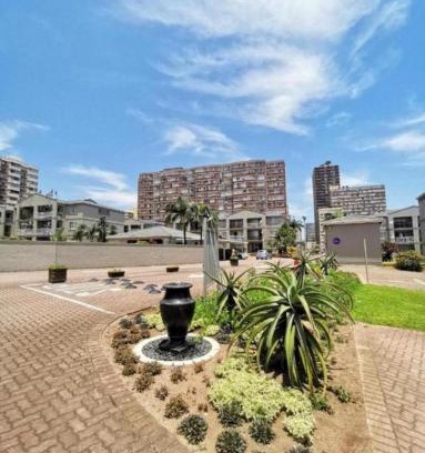 Durban Beachfront Apartamento | Summersands 83 North Beach Durban- 2 Bedrooms