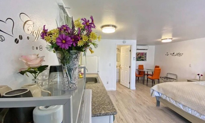 Pahrump Casa | Sun Cabin #2 near death valley Studios