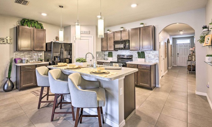 Balm Casa | Sun City Center Home: 20 Mi to Downtown Tampa