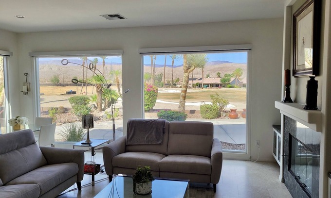 Desert Palms Casa | Sun City Home on the Golf Course