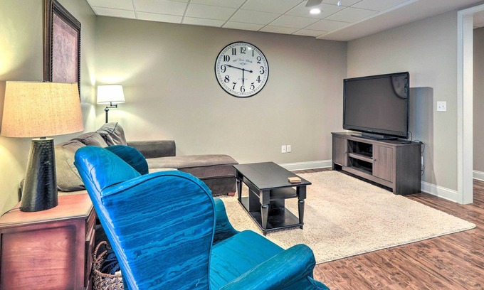 Inman Apartamento | Sun-Dappled Fayetteville Apt on 10 Acres!