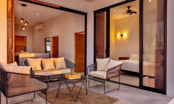 Todos Santos Villa | Sun-Drenched Escape w/ Sleek Saltwater Pool. Come soak up the sun!
