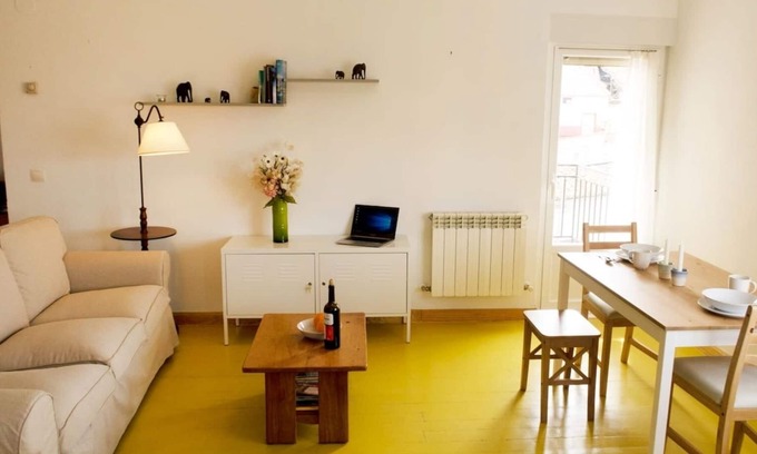 Santo Domingo de la Calzada Apartamento | Apartamento soleado en el centro histórico, justo al lado de la catedral