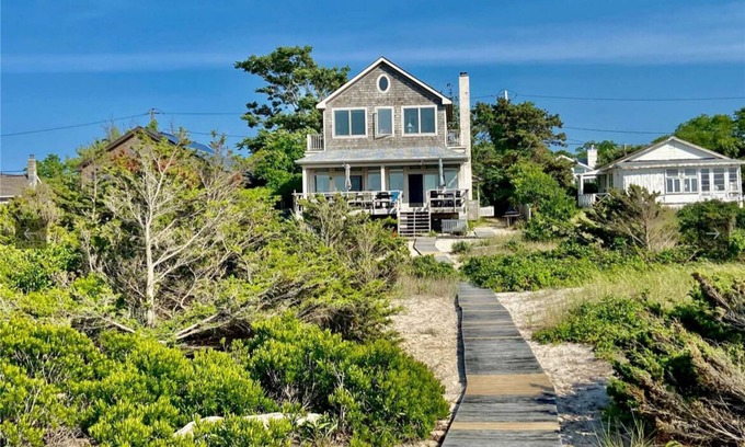Peconic Casa | Lleno-dom 4-BR Home, en medio de las dunas, la playa, frente al mar y espectaculares puestas de sol