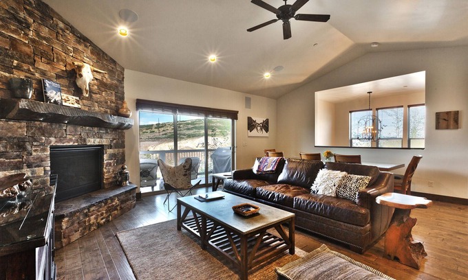 Park City Casa | Disfrute de nuestro retiro de montaña bien equipadas con vistas enormes!