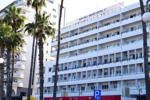 Larnaca City Centre Apartamento | Sun Hall Beach Hotel Apartments