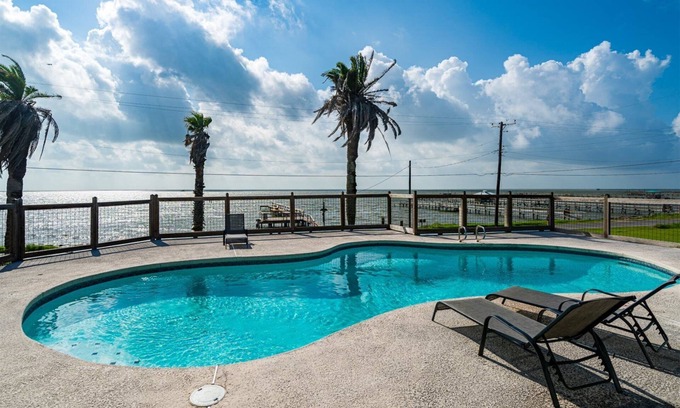 Fulton Casa | Sun Harbor Cottages