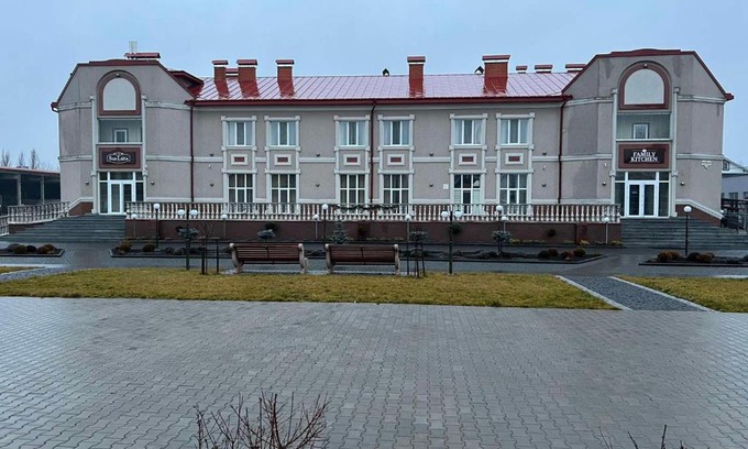 Chernivtsi Region Hotel | Sun Lidia