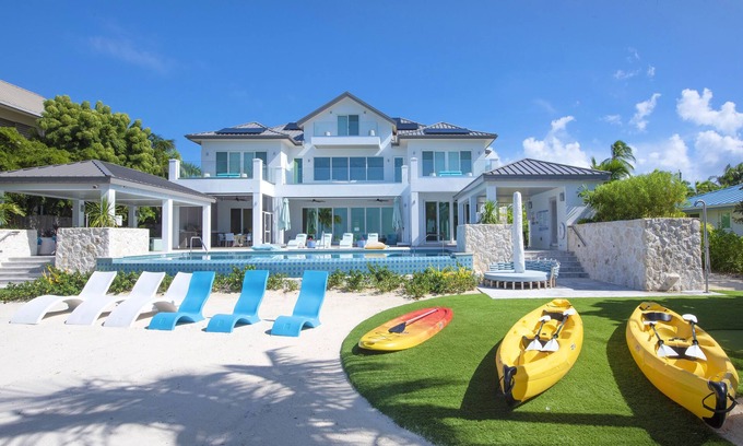 Rum Point Villa | Sun Rays by Grand Cayman Villas