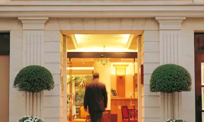 Cannes City Centre Hotel | Sun Riviera