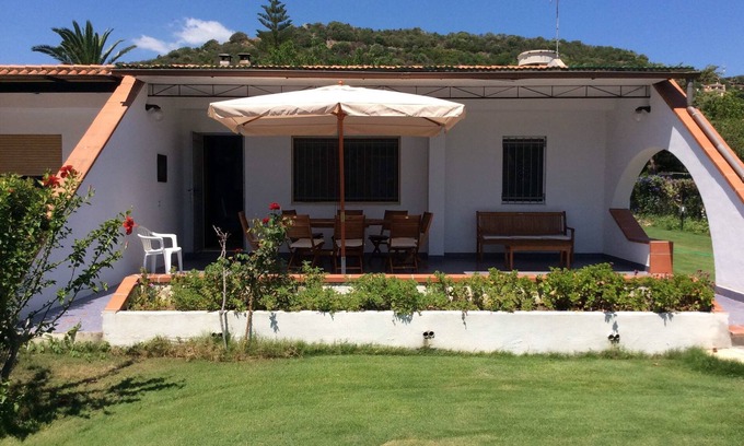 Costa Rei Villa | Sol, mar y relajación en la villa a solo 50 metros de la playa