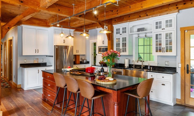 Waitsfield Casa | Sun-soaked, spacious post & beam home w/ views, fire-pit, garage. Dog friendly!