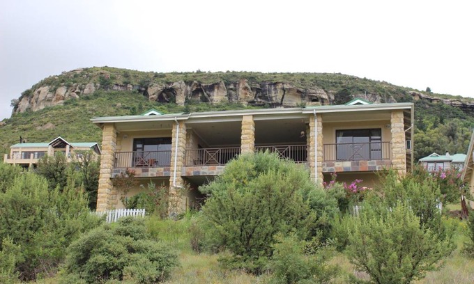 Clarens Casa | Sunbird Haven Self-Catering Sleeps 8