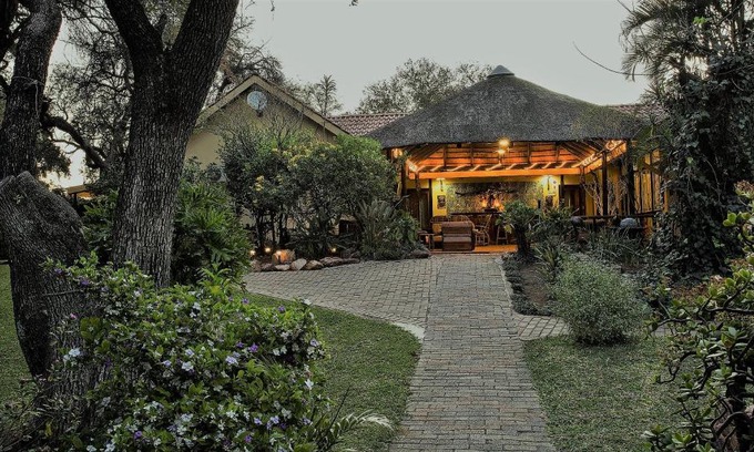 Phalaborwa Casa | Sunbird Lodge