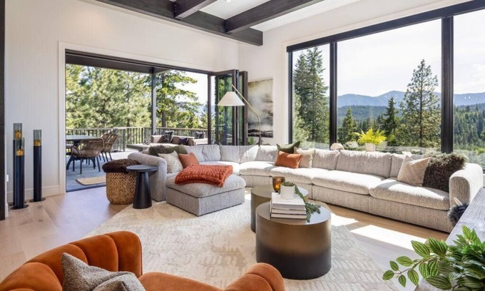Roslyn Casa | Suncadia 5 Bdrm Home Wellness Retreat in Nelson Preserve