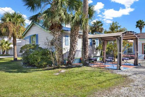 Tybee Island Casa | Suncatcher Cottage 1508-2nd Avenue A