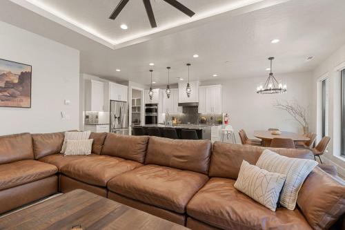 Hurricane Casa | Sundance Den home