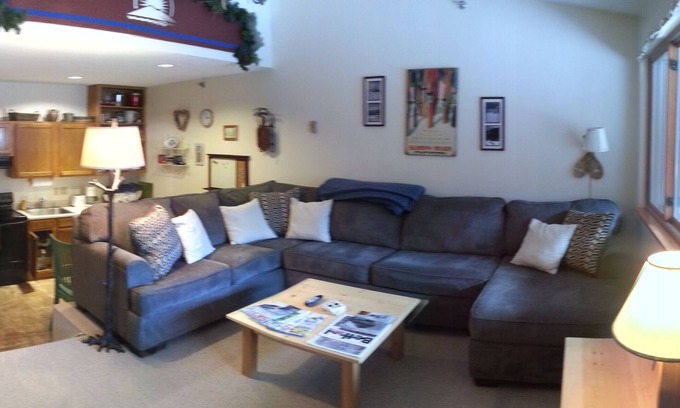 Sunday River Area Condominio | Sunday River Slopeside Condo - 2BR para unas vacaciones perfectas / escapada