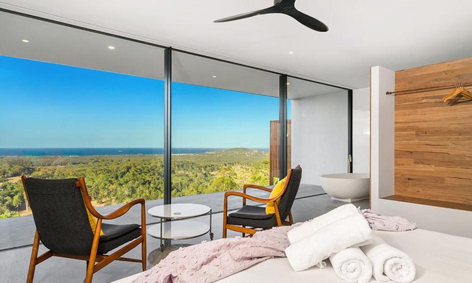 Hayters Hill Casa | Sundays at Byron