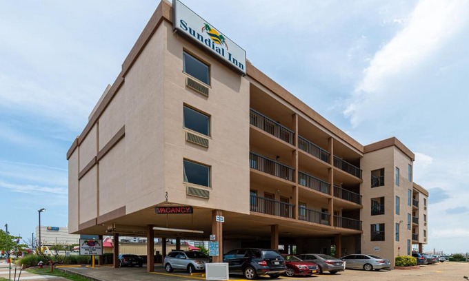 Northeast Virginia Beach Hotel | Sundial Inn