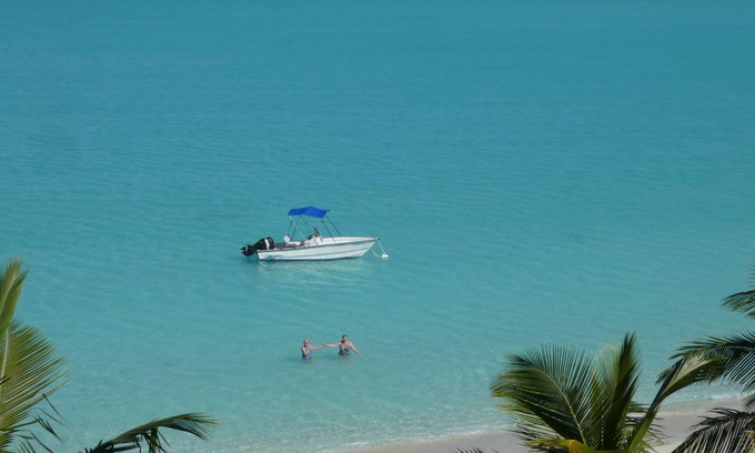 Great Exuma Villa | Casa Sundowner, frente a la playa, una de las mejores vistas de la isla. Duerme 6.