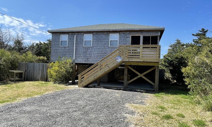 Avon Cabaña | Sunfish Cove is a cute and quaint cottage perfect for a small family or a couple.