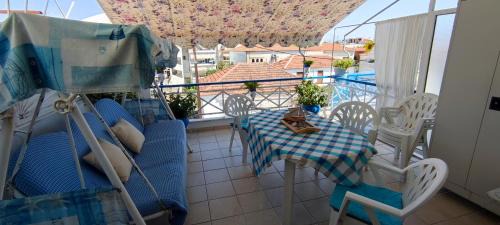 Nea Peramos Apartamento | Sunflower Apartment