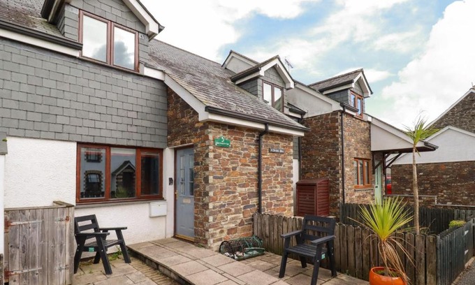 St Issey Casa | Sunflower Cottage