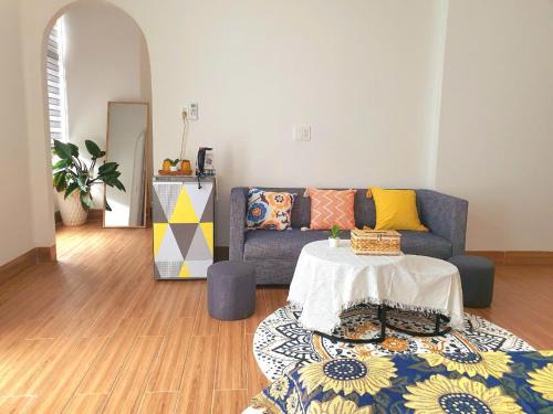 District 9 Apartamento | Sunflower room - Là Lá Homstay Vinhomes Grand Park