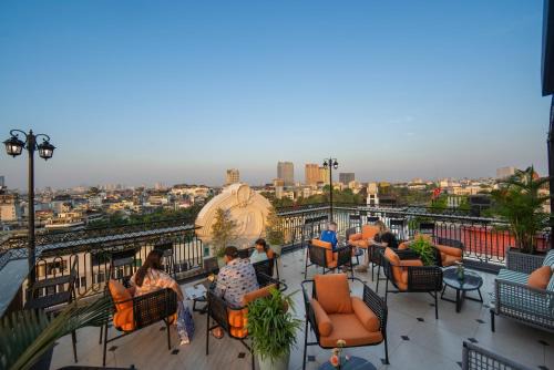 Old Quarter Hotel | Sunline Central Hotel