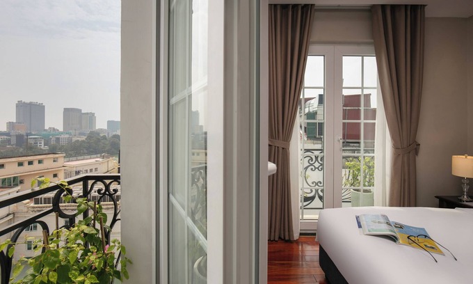 Hang Trong Hotel | Sunline Hotel