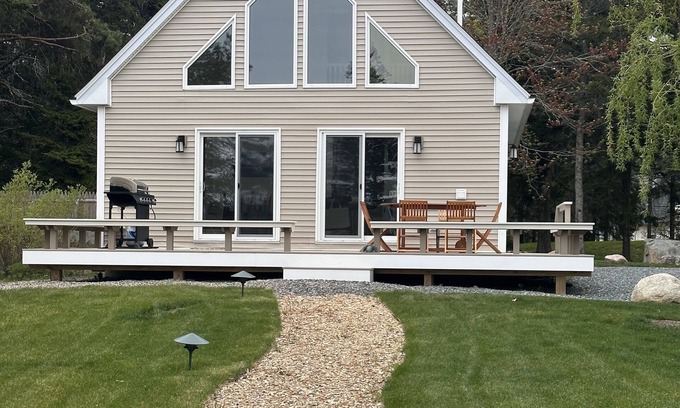 Bernard Casa | Sunlit cape on beautiful Bass Harbor close to Acadia National Park
