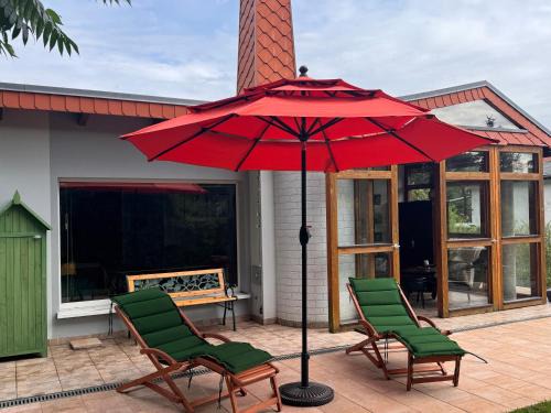 Krummendorf Apartamento | Sunlit Garden am Wald Strand Warnowufer