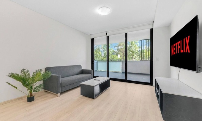 Rouse Hill Apartamento | Sunny 2 Bedroom Apt with Parking in Rouse Hill