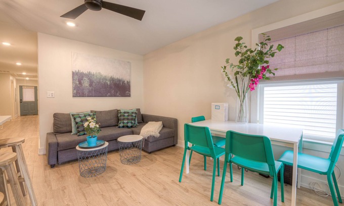 Cooper-Young Historic District Casa | Preciosa casa soleada 2BDRM 2BTH min para FedEx Forum