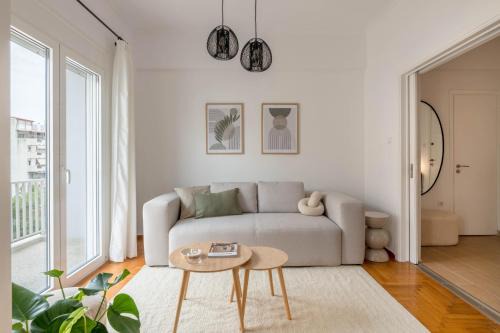 Nea Smirni Apartamento | Sunny 2BR Apartment in Nea Smyrni by UPSTREET