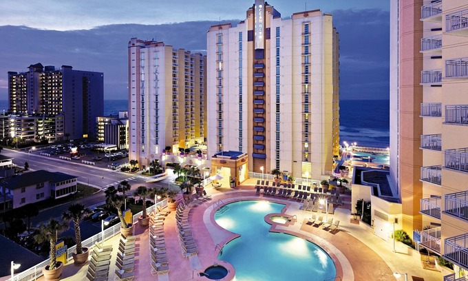 Ash Condominio | Sunny 2BR w/ Ocean Views & Lazy Pool Days