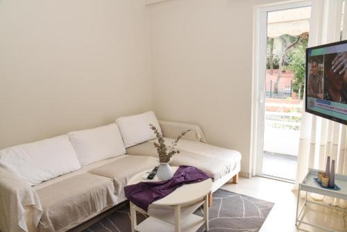 Neo Psychiko Apartamento | Sunny and Quiet 1 Bedroom Apt