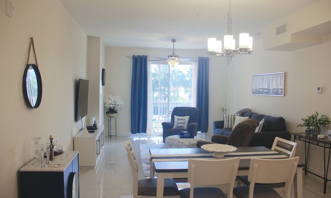 Majestic Palms Condominio | Sunny and Serene 2 Bed 2 Bath Furnished Beach Condo