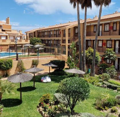 Marina de Casares Apartamento | Sunny Apartment Playa Ancha