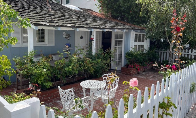 Balboa Island Cabaña | 60% DESCUENTO - BALBOA ISLAND COTTAGE - 2 BD, 2 BA, A / C, garaje PKG