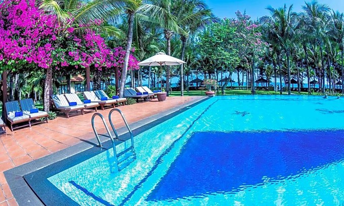 Central Mui Ne Beach Hotel | Sunny Beach Resort and Spa