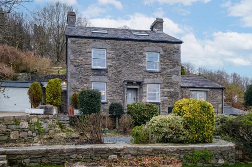 Lindale Casa | Sunny Brae